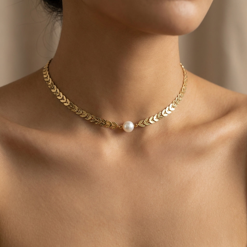 Greek Pearl Necklace in Gold