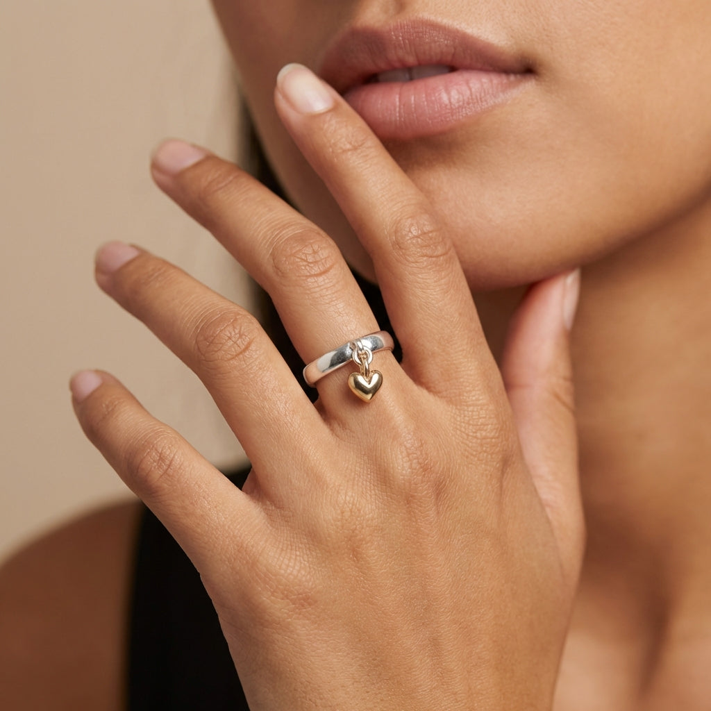 Vintage Dangling Heart Silver Ring