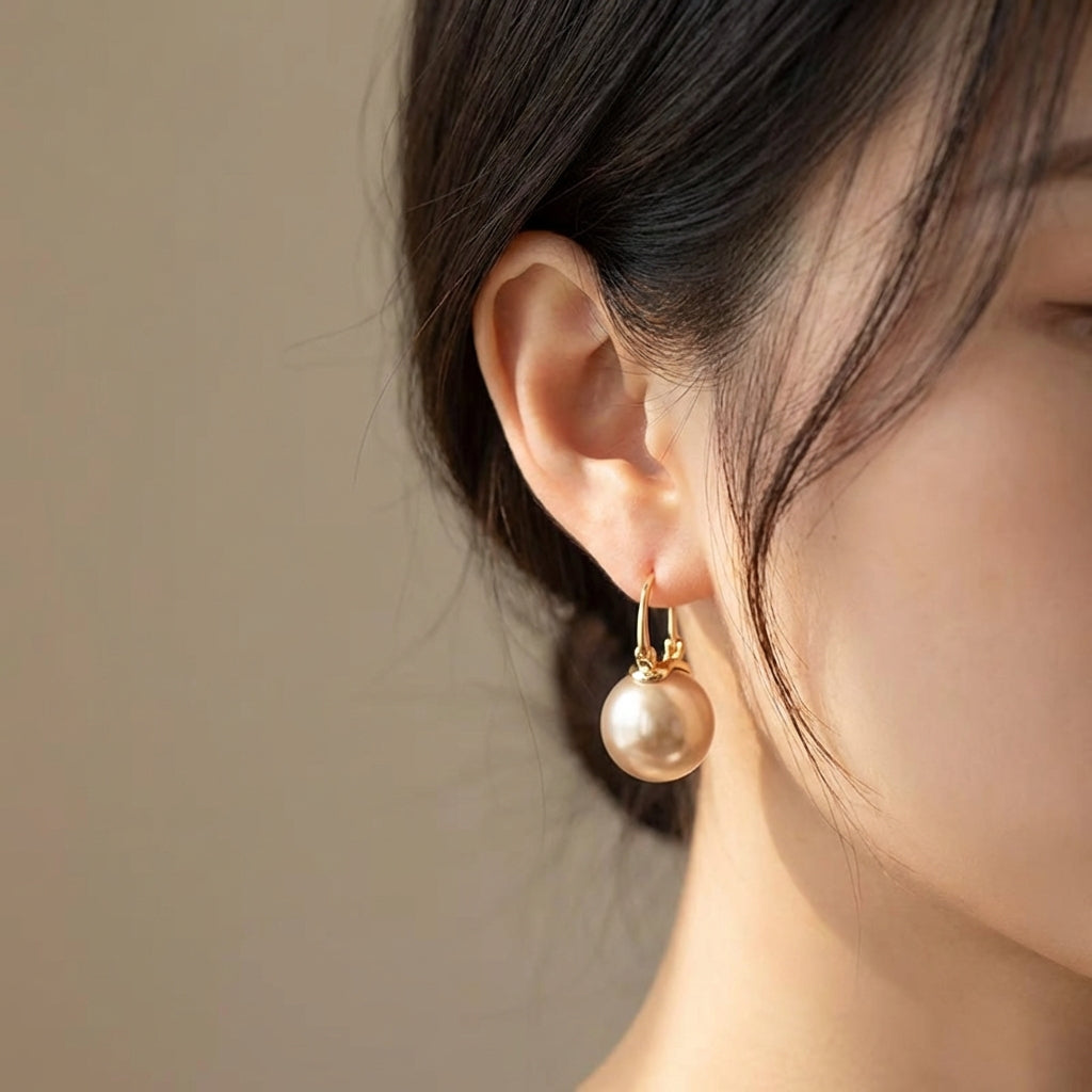 Golden Pearl Exquisite Earrings