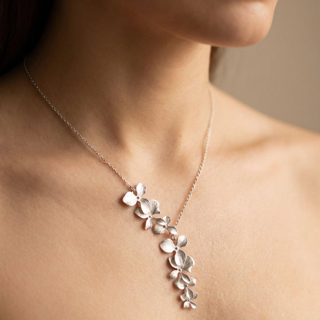 Vintage Silver Flower Necklace